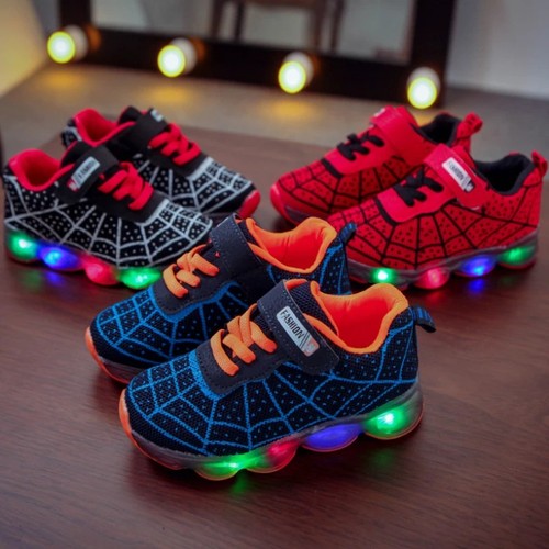 Kinder turnschuhe kartons - kinder,